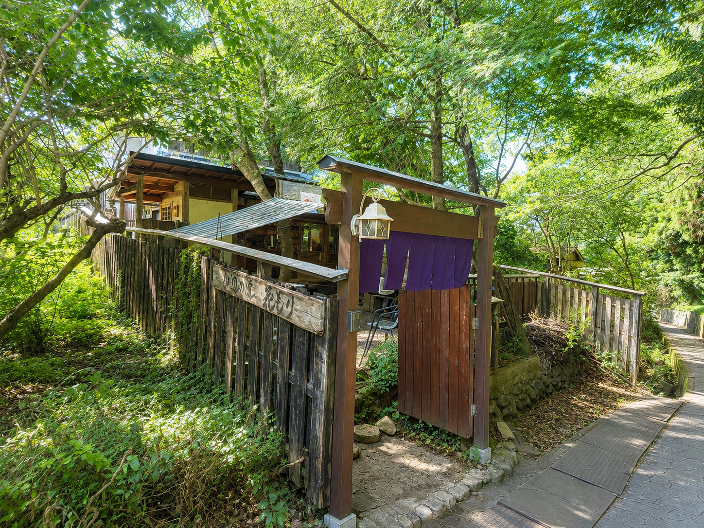 山辺の道 花もり 入口全景